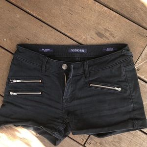 Vigoss black shorts